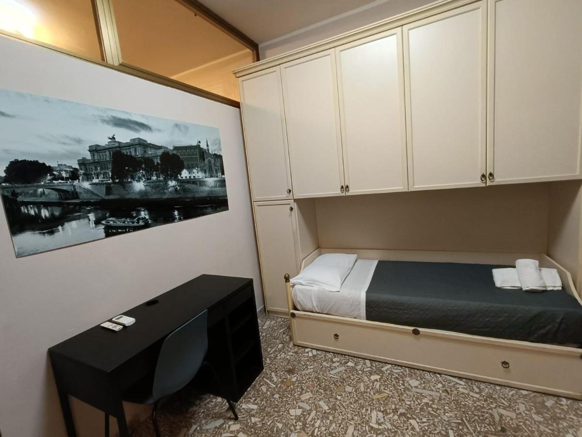 A Casa Di Lo Apartment Rome Bagian luar foto